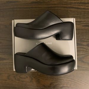 Everlane The Puffa Clog